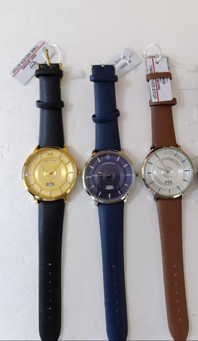 Montre - Couleurs Disponibles : Noire, Bleue, Marron, Autres  - Pour Femme, Homme-Ref : 19114 – Image 2